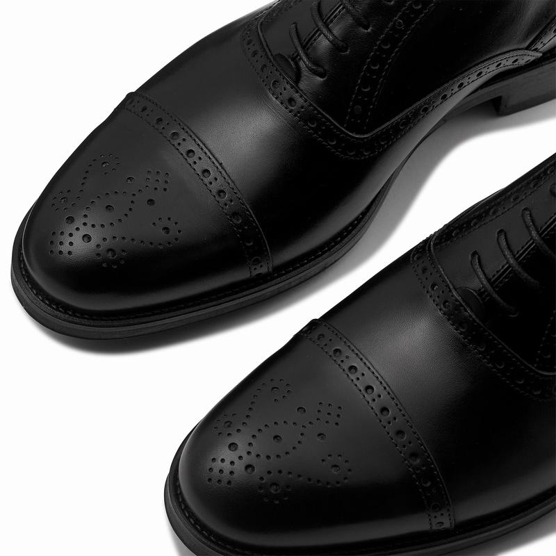 Scarpe Brogue Russell And Bromley Chiltern Uomo Nere | PKV6332DE